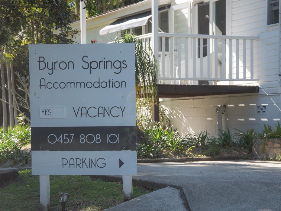 Byron Springs Ξενοδοχείο Μπάιρον Μπέι Εξωτερικό φωτογραφία
